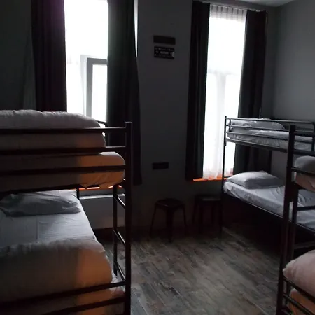 Urban City Centre Hostel-2